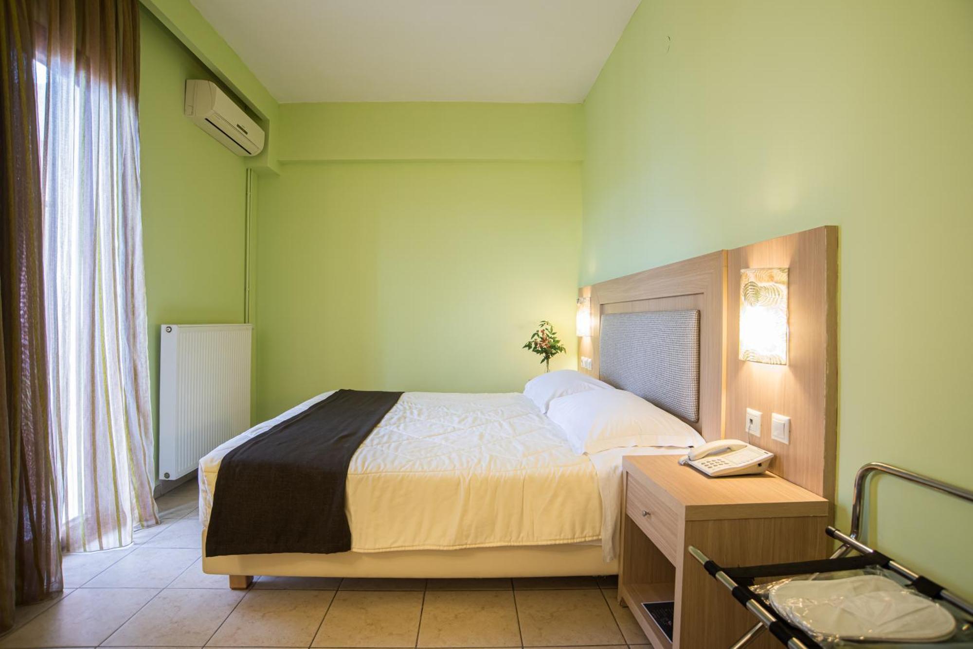 Hotel Leto Delphi Bagian luar foto