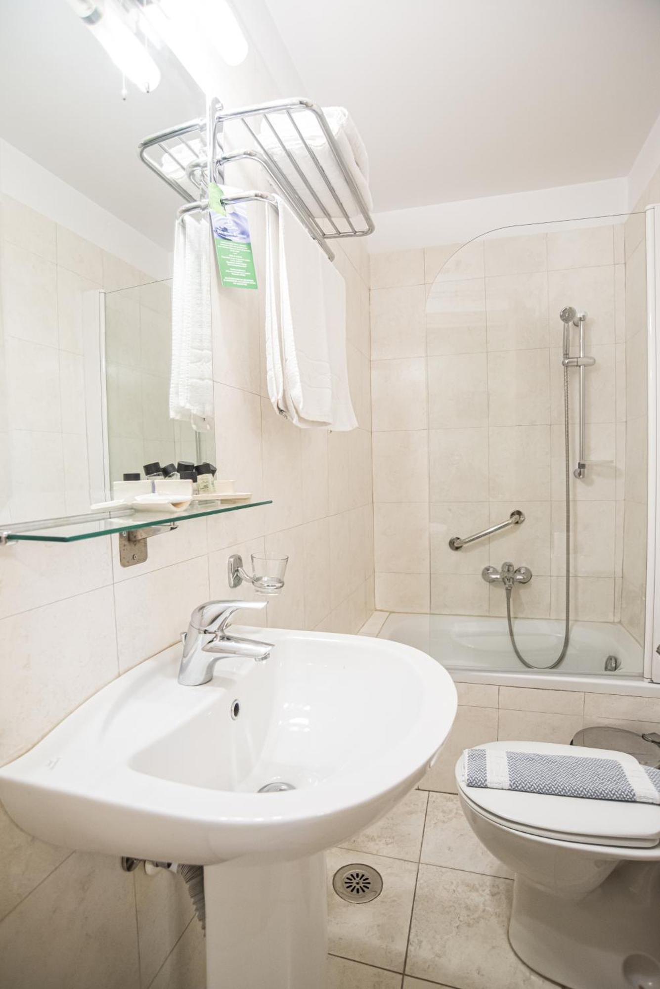 Hotel Leto Delphi Bagian luar foto
