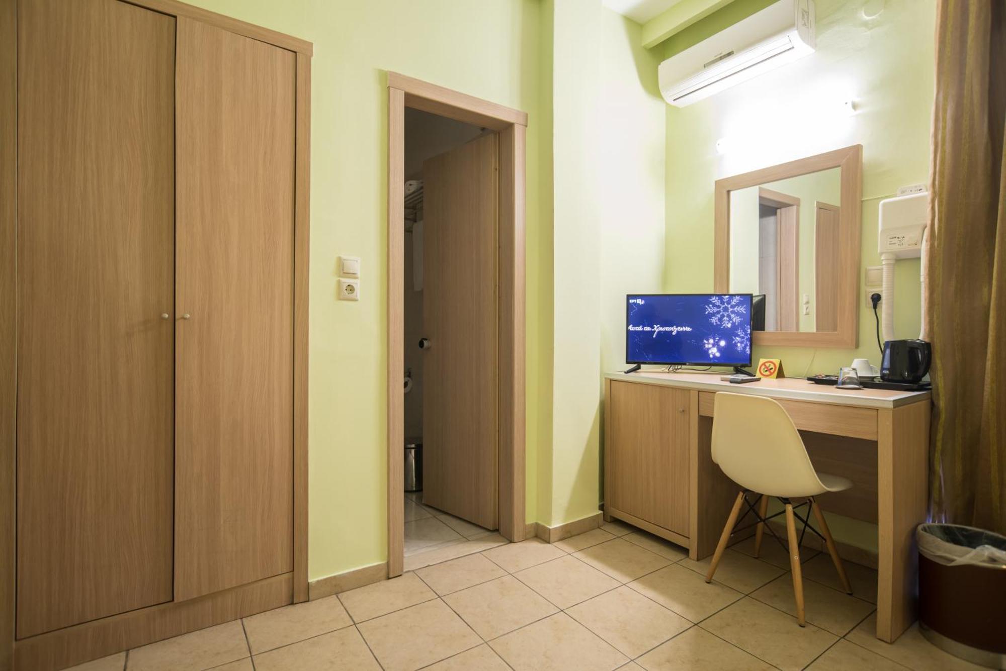 Hotel Leto Delphi Bagian luar foto