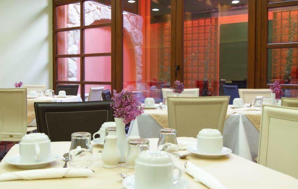 Hotel Leto Delphi Bagian luar foto