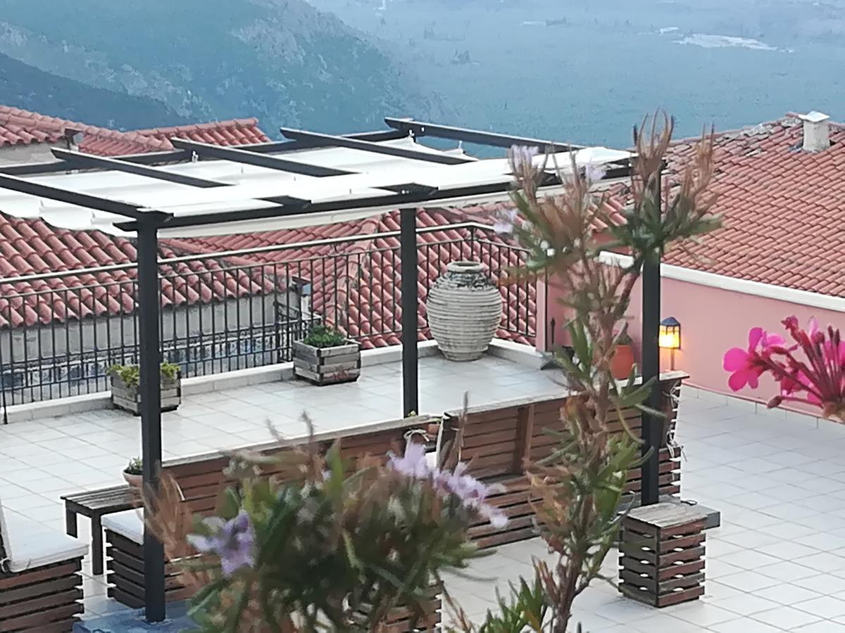 Hotel Leto Delphi Bagian luar foto